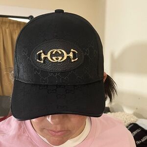 Fashion Women's Black and Gold Logo Cap